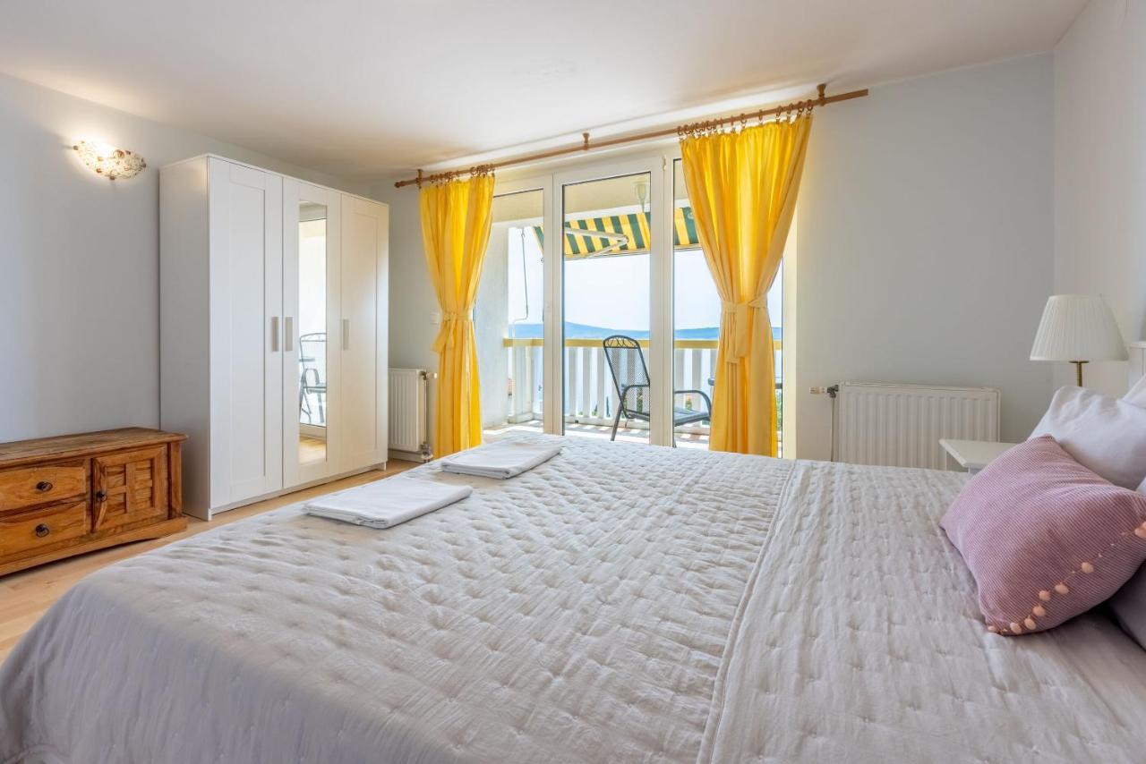 Apartments Neno Crikvenica Exterior photo