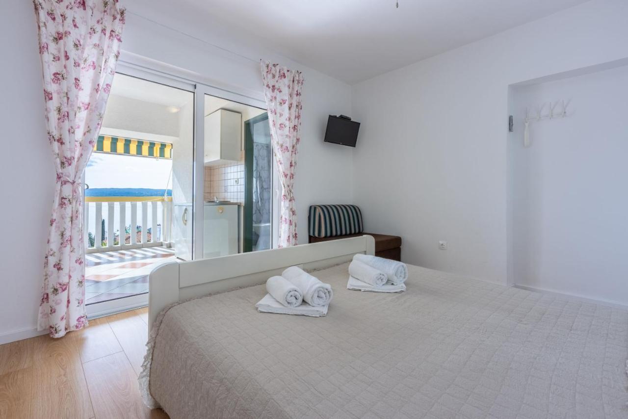 Apartments Neno Crikvenica Exterior photo