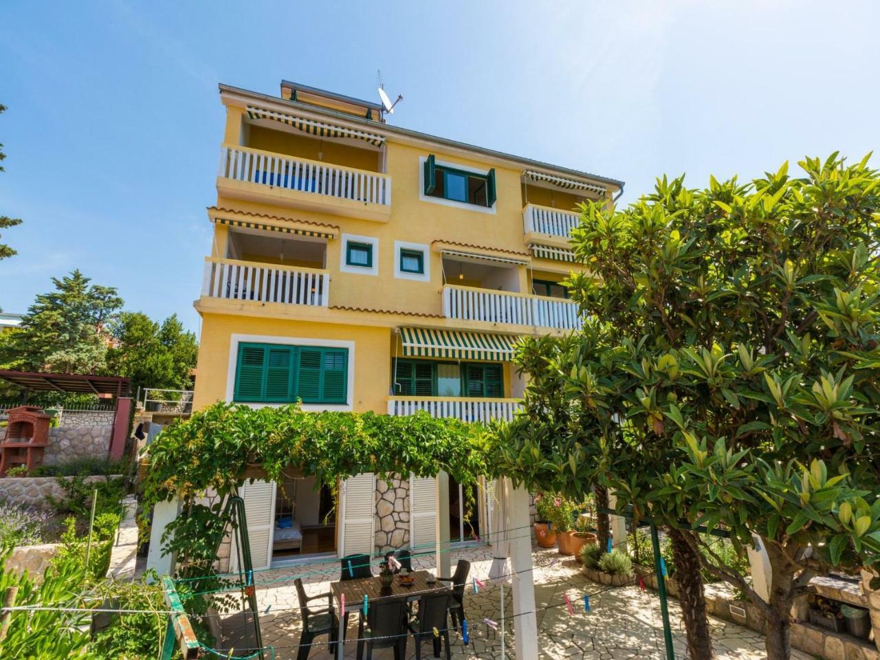 Apartments Neno Crikvenica Exterior photo